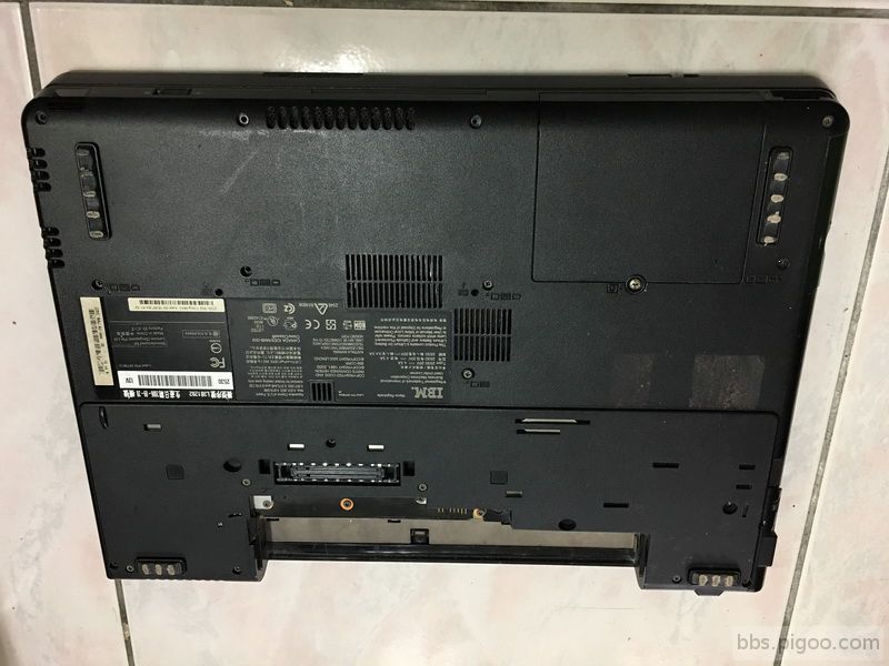 ThinkPad Z60M-3_調整大小.JPG