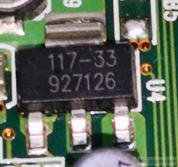 主機板U4能量到3.3V