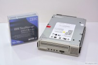 出售一套偷藏小秘密的神器「磁帶機」 HP Ultrium 1760