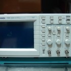泰克 Tektronix TDS220 100Mhz 2CH 示波器 第二台