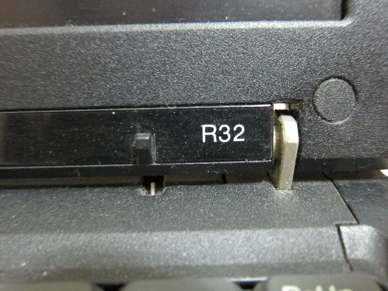 IBM R32