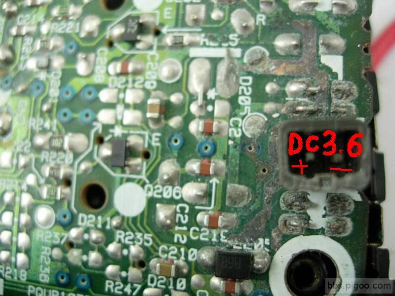 充電電池DC 3.6V 接上主板的正負接點