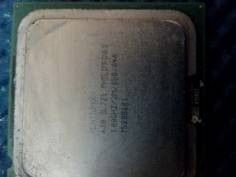 INTEL 630 / 3.0/2M/800