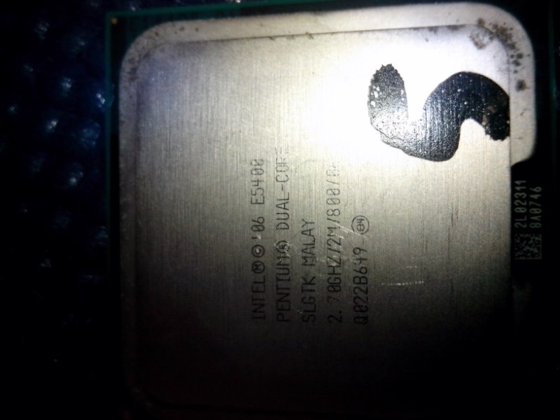 INTEL E5400 雙核心 CPU(良品)5