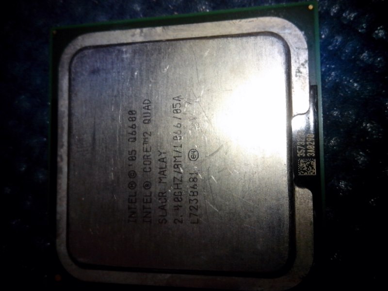 Intel Core 2 Quad Q6600 2.4G / 8M / 1066 / 65nm 四核心CPU/良品