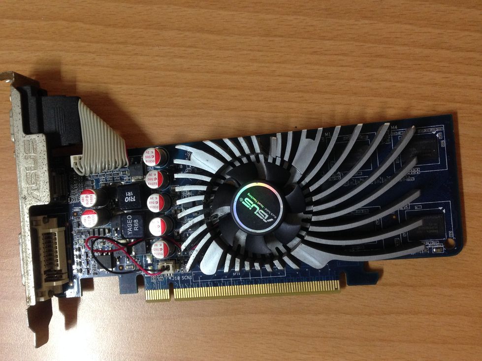 ASUS EN9400GT 1G(良品）