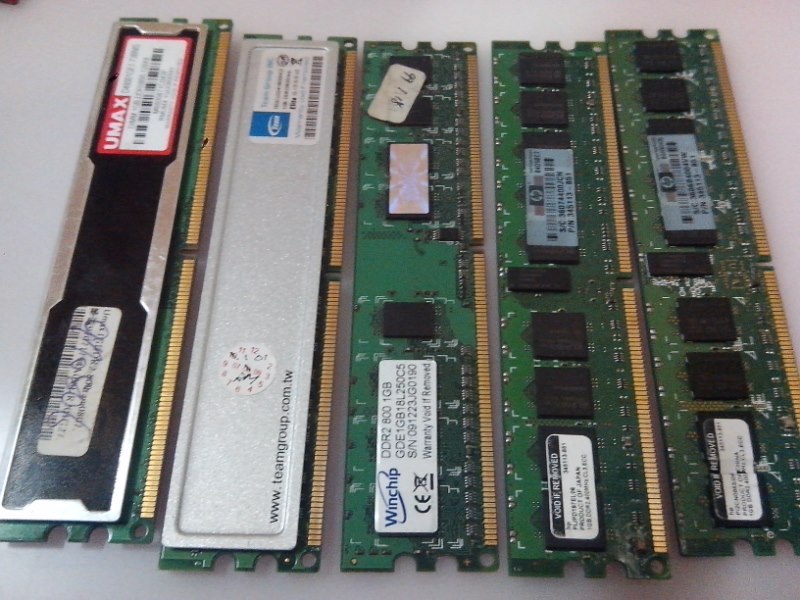 5張DDR2 1G 記憶體 無測試 5張一起賣 400