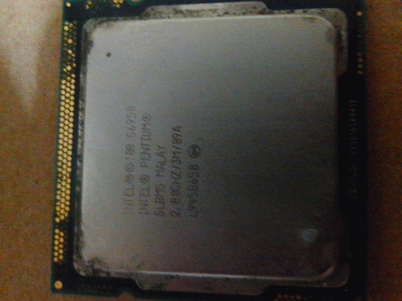 Intel G6950 2核心◎正式版2.8Ghz/3MB/1156腳位沒主機板測試好壞不知