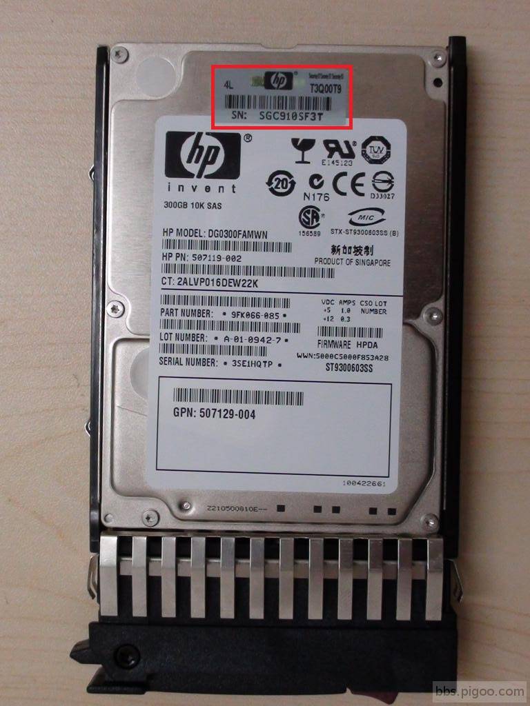 HP_300GB_3G_SAS_10K_SFF_Dual_Port_ENT_2_5_HDD.jpg