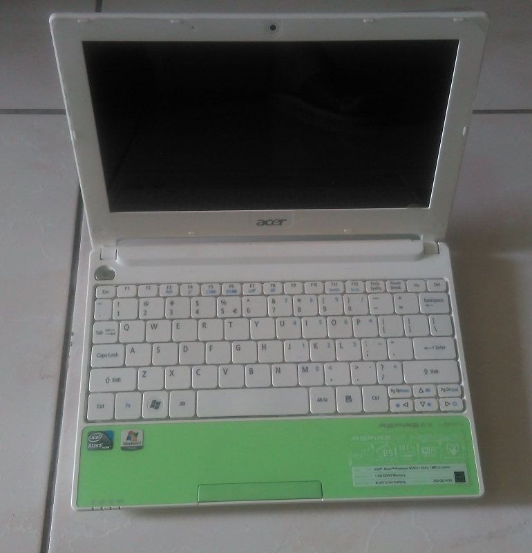 ACER Aspire one happy小筆電