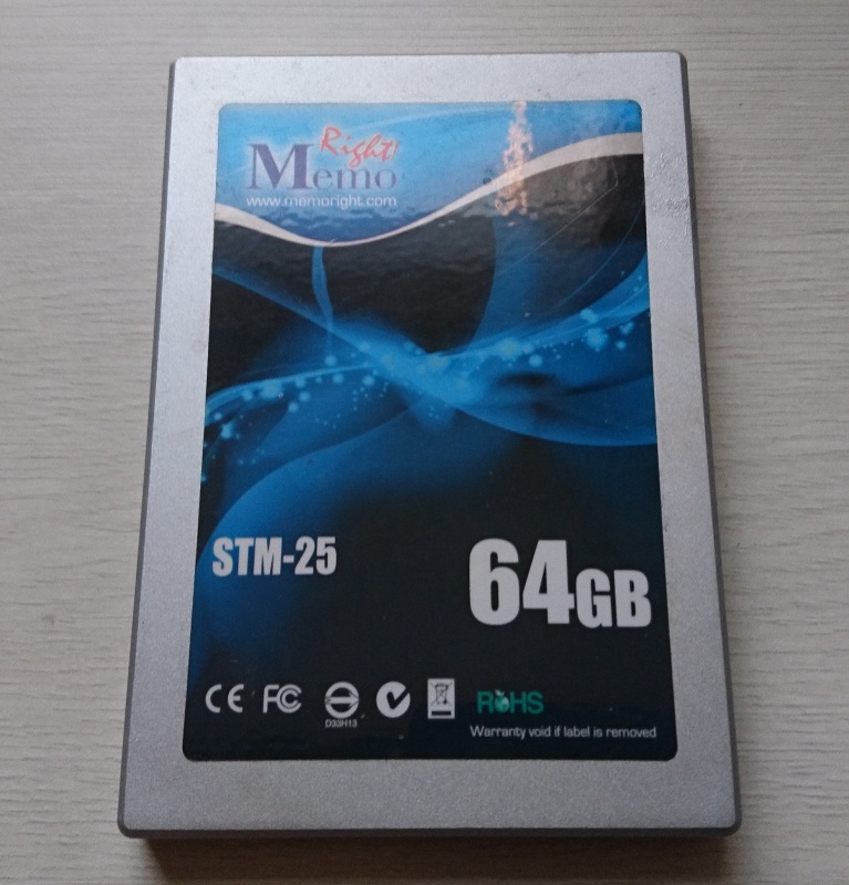 64GB SSD[故障品]