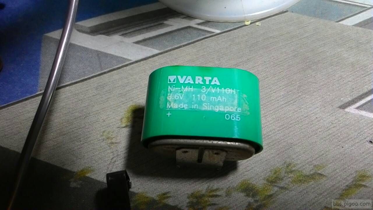 VARTA. NI - MH 3/V110H  3.6V  110mAh電池
