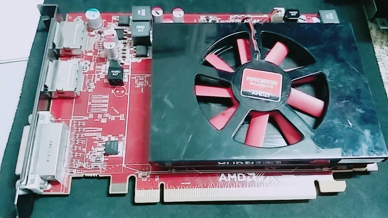 故障AMD-V4900專業繪圖卡(測試版)