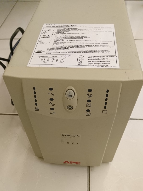 APC Smart-UPS  1000