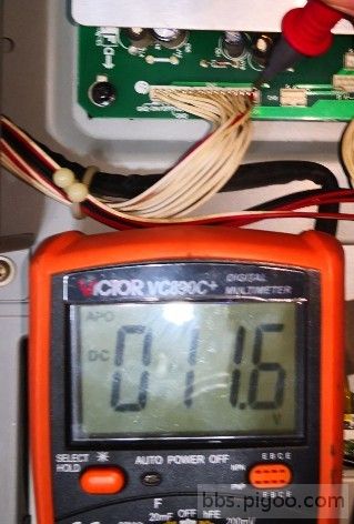 電源板CN3 PIN1有電壓