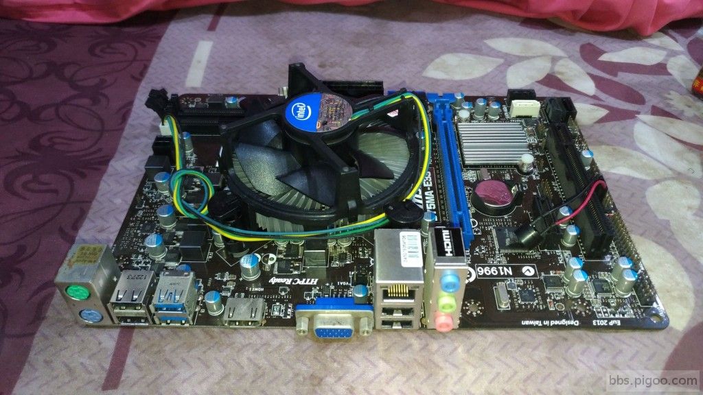 05.MSI B75MA-E33主機板-02.jpg