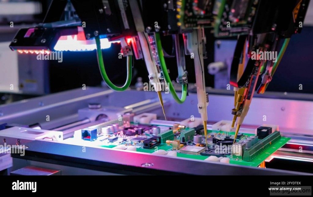 quality-testing-of-printed-circuit-boards-flying-probe-test-at-factory-2FYDTEK.jpg