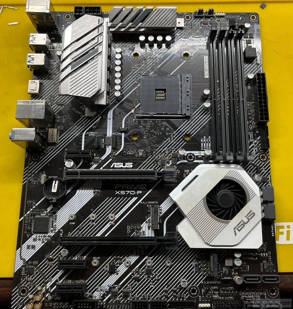 X570-1.jpg