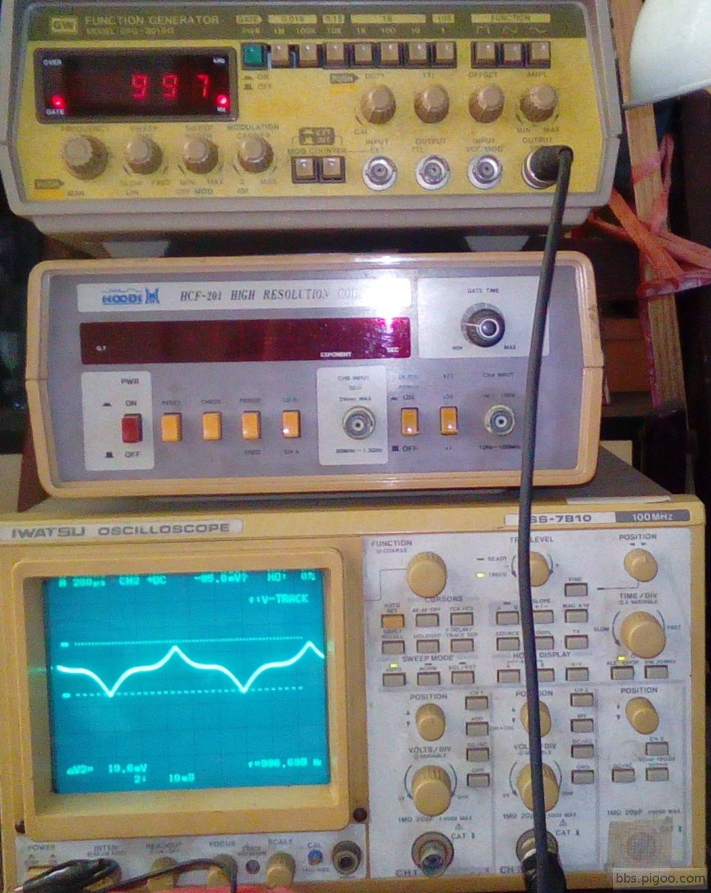 resized_waveform.jpg