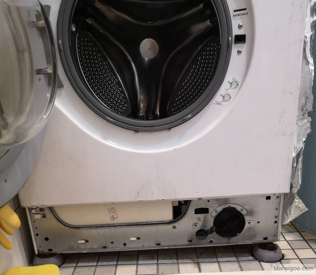 電源模組位置