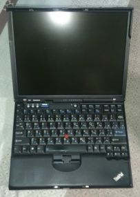 ASUS EEEPC 1011PX、THINKPAD X61 T61